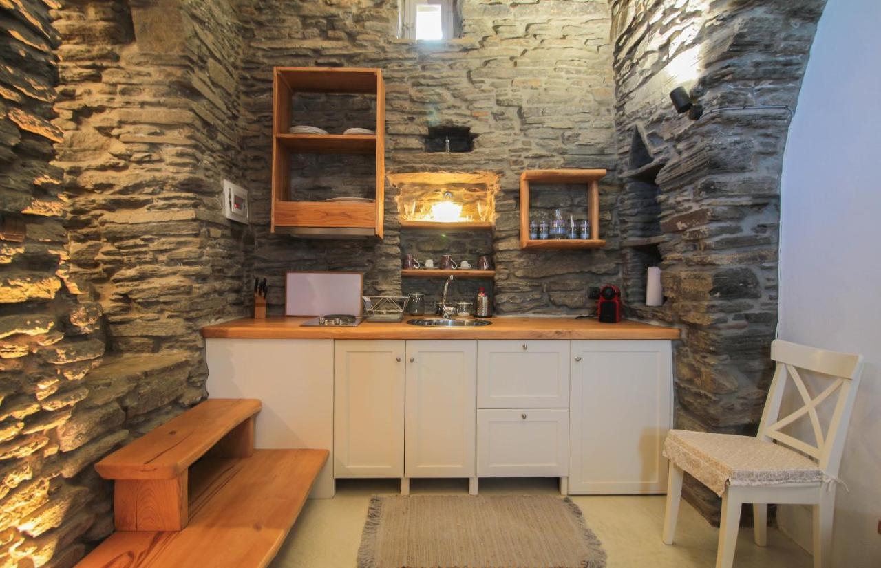 Tinos Pigeon House By Tinoshost Aparthotel Tzados Luaran gambar